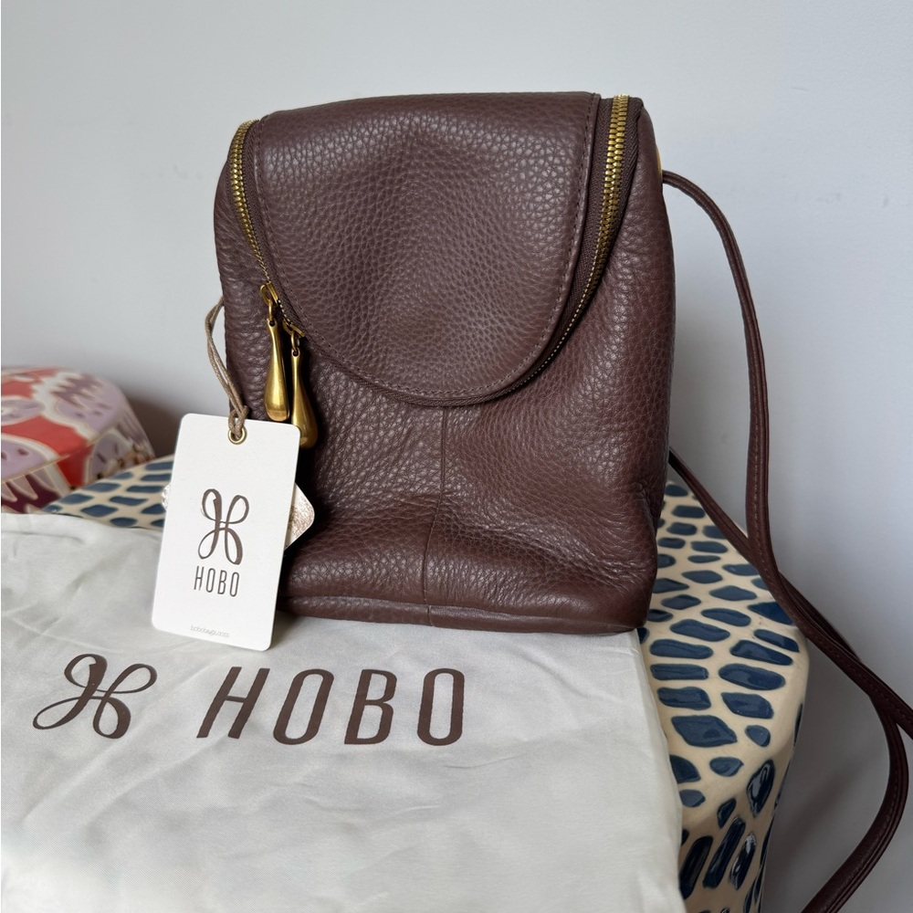 HOBO Fern Leather Bag in Walnut Brown